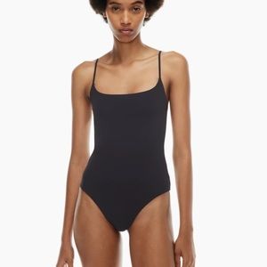 NWOT Aritzia Babaton Contour Cami Bodysuit